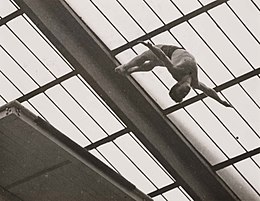 R._M._Stigersand_in_the_Mens_High_Diving_competition%2C_Olympic_Games%2C_London%2C_1948._%287649948496%29.jpg