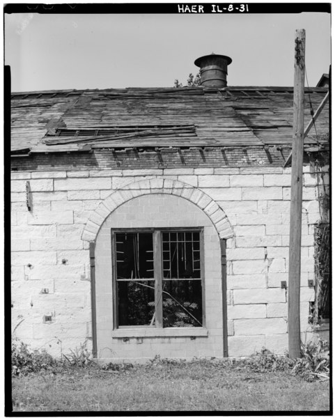 File:Roadhouse (1866), exterior locomotive doorway detail, stall 40 - Chicago, Burlington and Quincy Railroad, Roundhouse and Shops, Broadway and Spring Streets, Aurora, Kane County, HAER ILL,45-AUR,1-31.tif