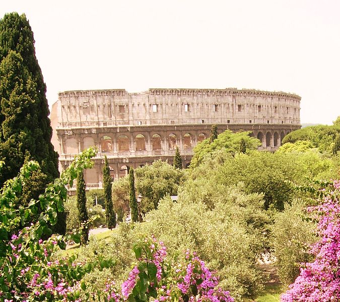 File:Roma - Colosseo - giugno 2007.JPG