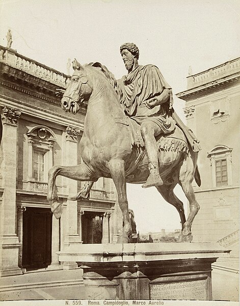 File:Rome. Рим. Капитолий. Конная статуя Марка Аврелия.N559 ~1865~80 RP-F-00-5345-10 e1.jpg