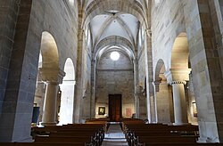 Vue intérieure de la nef vers l'ouest