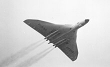 Avro Vulcan B.2 XH533, the first B.2 Vulcan, flying at Farnborough in 1958