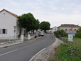 Entrada de Saint-Daunès, em Barguelonne-en-Quercy.