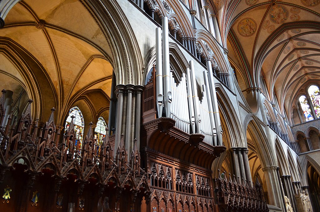 Salisbury Cathedral, Orgel van Willis (noordfront) (c) Wikimedia