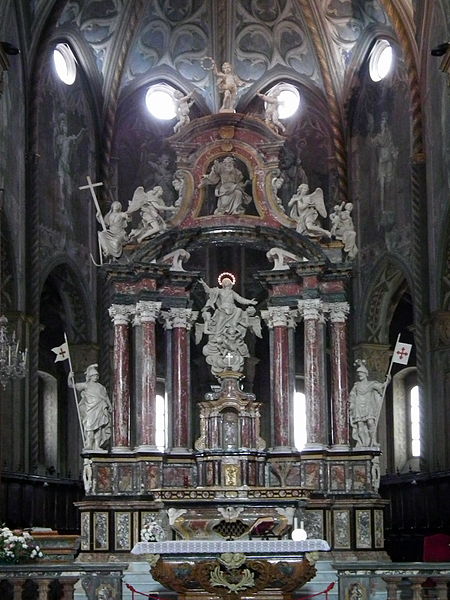 File:Saluzzo, Cattedrale di Maria Vergine Assunta 007.JPG