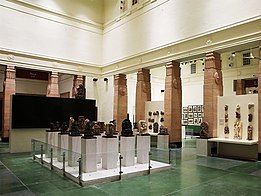 גלריה לפיסול (2) - מוזיאון השלטים ג'ודפור.jpg