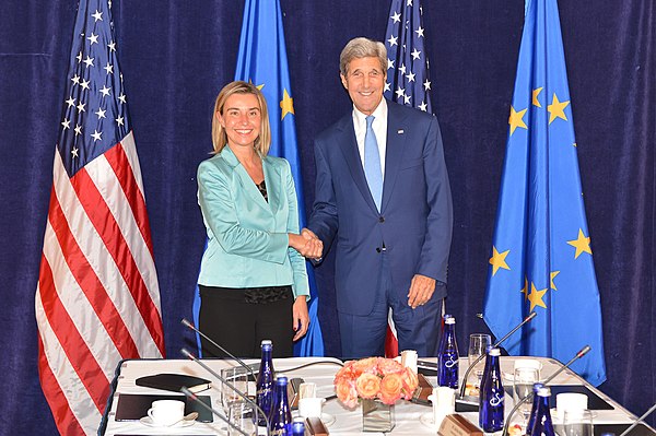 Mogherini with U.S. Secretary of State John Kerry in 2015