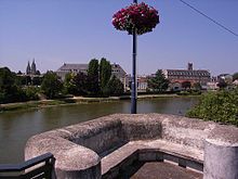 The Aisne running through Soissons