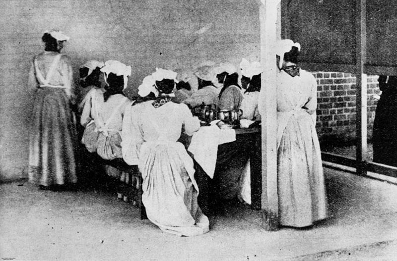 File:StateLibQld 2 70991 Prisoners having dinner in the exercise yard at the new female division of Boggo Road Gaol, Brisbane, 1903.jpg