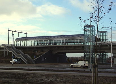 So kommt man zu Station Arnhem Zuid mit den Öffentlichen - Mehr zum Ort Hier