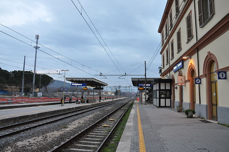 File:Stazione-Attigliano-Bomarzo2013c.jpg