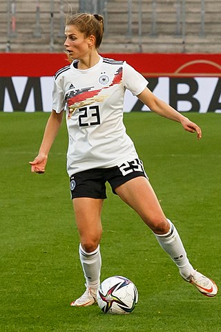 <span class="mw-page-title-main">Tabea Waßmuth</span> German footballer