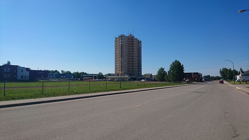 File:The High Rise in Hay River 02.jpg