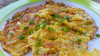 <span class="mw-page-title-main">Tortang kalabasa</span> Filipino squash omelette