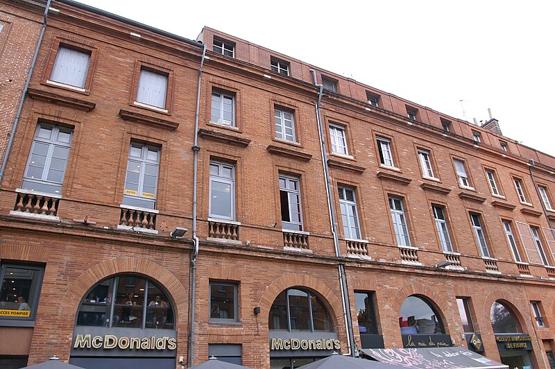 File:Toulouse - 10-12 allée Roosevelt.jpg