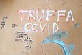 Truffa Covid graffiti in Trastevere - Roma, Lazio, Italy - 2022-05-28.jpg