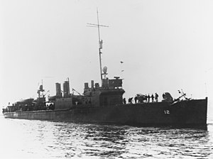 USS Gillis (AVD-12), 14 Şubat 1941 (80-G-13141) .jpg