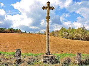 Croix du moulin du haut à Vanvey.