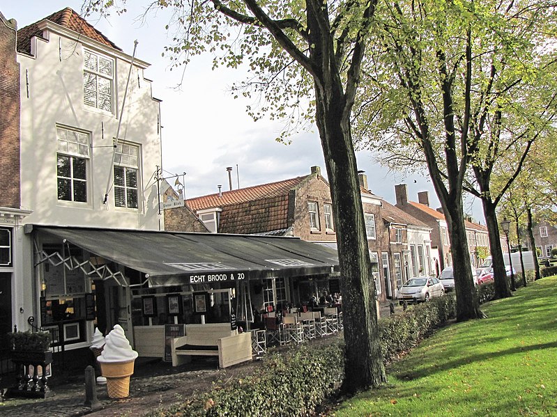 File:Veere – Markt 24.jpg