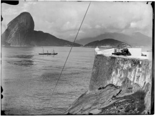 Vista do Pão de Açúcar a partir da Fortaleza de Santa Cruz