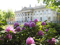 Neoclassical Palace on the Isle at the Royal Baths Park where the dinners were held in summer Warszawa lazienki park.jpg