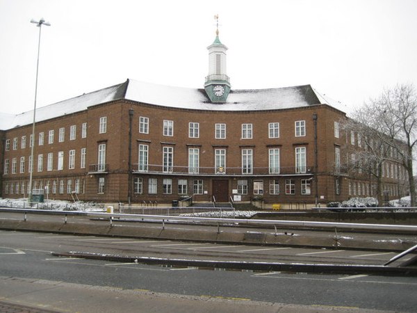 Image: Watford Town Hall   geograph.org.uk   759712