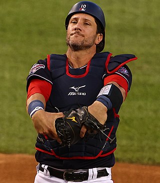 <span class="mw-page-title-main">Yan Gomes</span> Brazilian-American baseball player (born 1987)