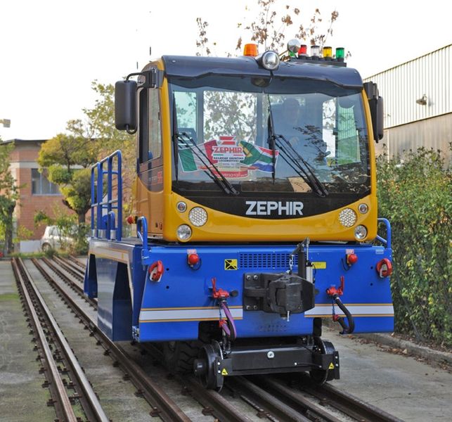 veicoli escavatori e macchine per lavori di costruzione riparazione e servizi ferroviari 643px-Zephir_LOK