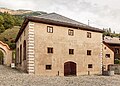 Zernez, Kasteel van Wildenberg in Zernez. Gebouw aan de binnenplaats.