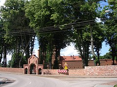 Żarnowiec - farský kostol v Zvestovanie Pána (komplex benediktínskeho kláštora) - Panoramio (1) .jpg