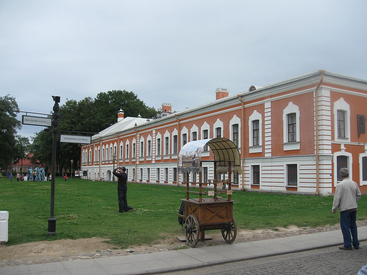 Комендантский дом Петропавловская крепость. Обер Комендантский дом. Комендантский дом интерьер. Комендантский дом (Выборг).