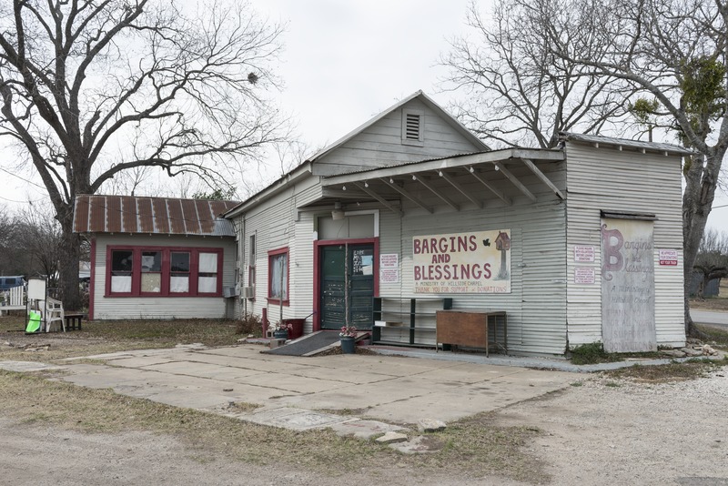 File:"Bargins (sic) and Blessings," a combination thrift store and ministry outpost in Castroville, west of San Antonio, Texas LCCN2014631308.tif