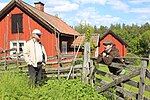 Länsstyrelsens naturbevakare till höger