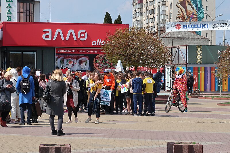 File:Забег в пижамах в Хмельницком 2019. Фото 3.jpg