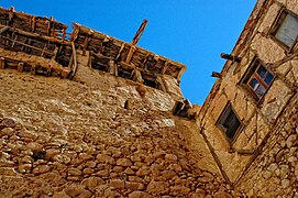 Монастыские стены - panoramio.jpg