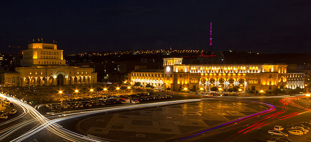 The History Museum and the National Gallery (left) and the Government House (right) in Republic Square as seen at night, 2013