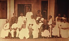 Bharatha Vilasam Sabha – Kottarathil Sankunni, Ulloor S. Parameswara Iyer, Kodungallur Kunjikkuttan Thampuran and Vallathol Narayana Menon are seen in the picture