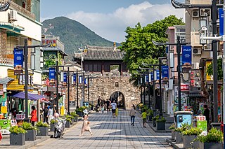 <span class="mw-page-title-main">Dapeng Fortress</span> Walled village in Guangdong province, China