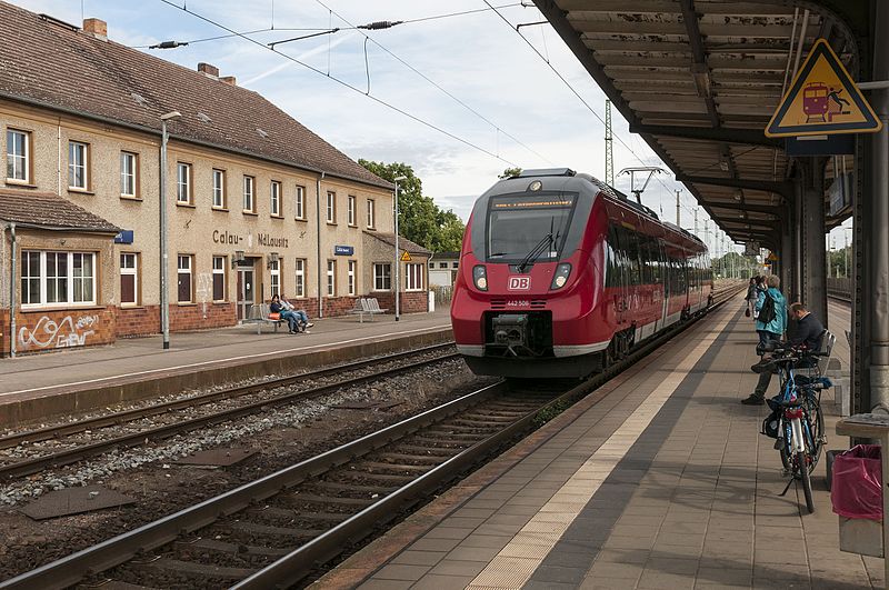 File:16-09-29-Bahnhof Calau-RR2 6561.jpg