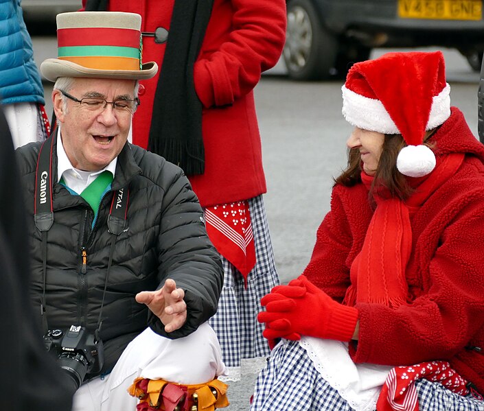 File:18.12.16 Ringheye Morris Dance at the Bird in Hand Mobberley 169 (30890944104).jpg