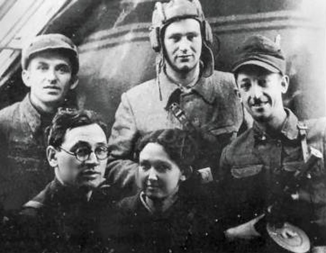 Belorussia, 1943. A Jewish partisan group of the Chkalov Brigade.
