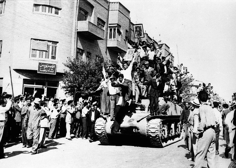 File:1953 Iranian coup d'état - Pro-shah sympathisers (3).jpg