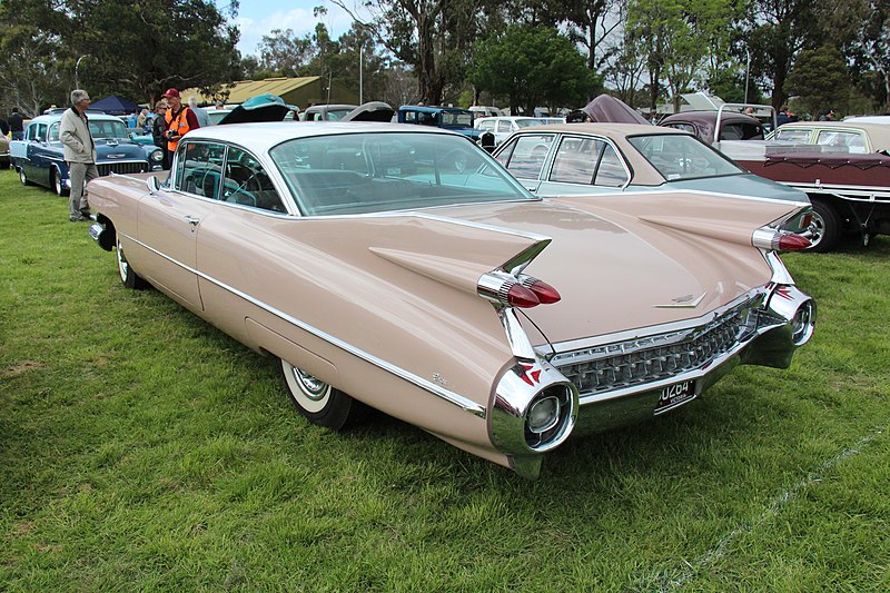 File:1959 Cadillac Series 63 Coupe deVille (30783335997).jpg