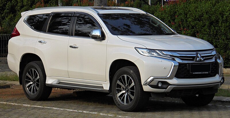 File:2018 Mitsubishi Pajero Sport Dakar 4x2 2.4 KR1W (20190622).jpg