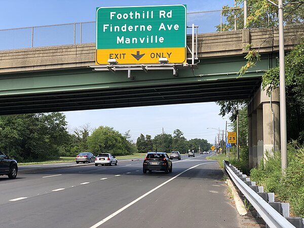 Image: 2020 08 15 11 11 24 View west along U.S. Route 22 at the exit for Foothill Road Finderne Avenue (Manville) in Bridgewater Township, Somerset Co