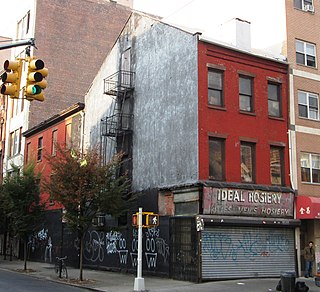 <span class="mw-page-title-main">339 Grand Street House</span> Building in New York City