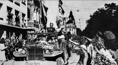 Soviet troops in Sofia, Bulgaria, in September 1944.