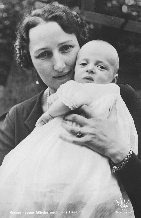 Prince Harald with his mother Crown Princess Märtha in 1937