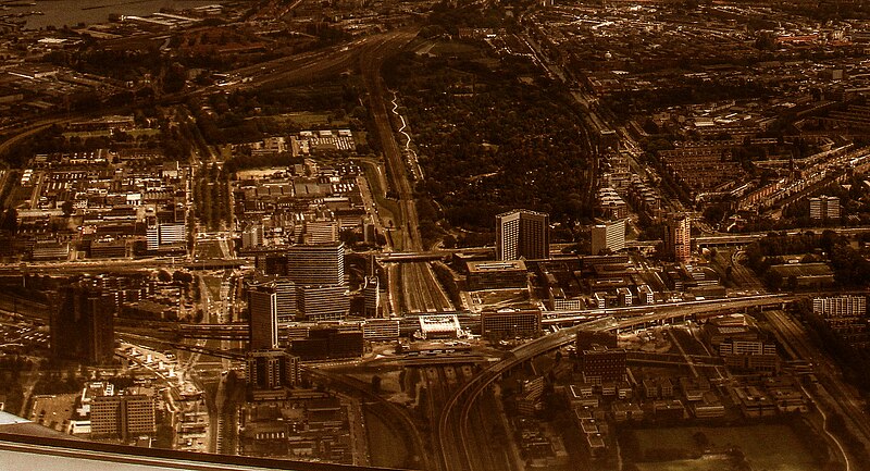 File:Aerial view of Sloterdijk 01a.jpg