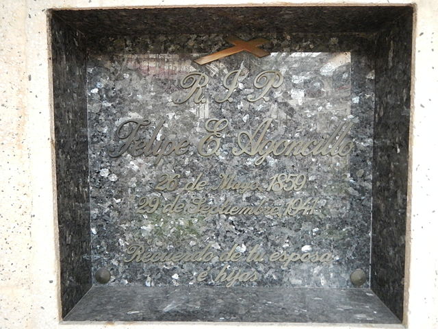 Grave of Agoncillo in a cemetery adjoining Santuario del Santo Cristo, San Juan, Metro Manila